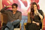 Kareena Kapoor, Ajay Devgan promotes Singham Returns in Kolkatta on 10th Aug 2014